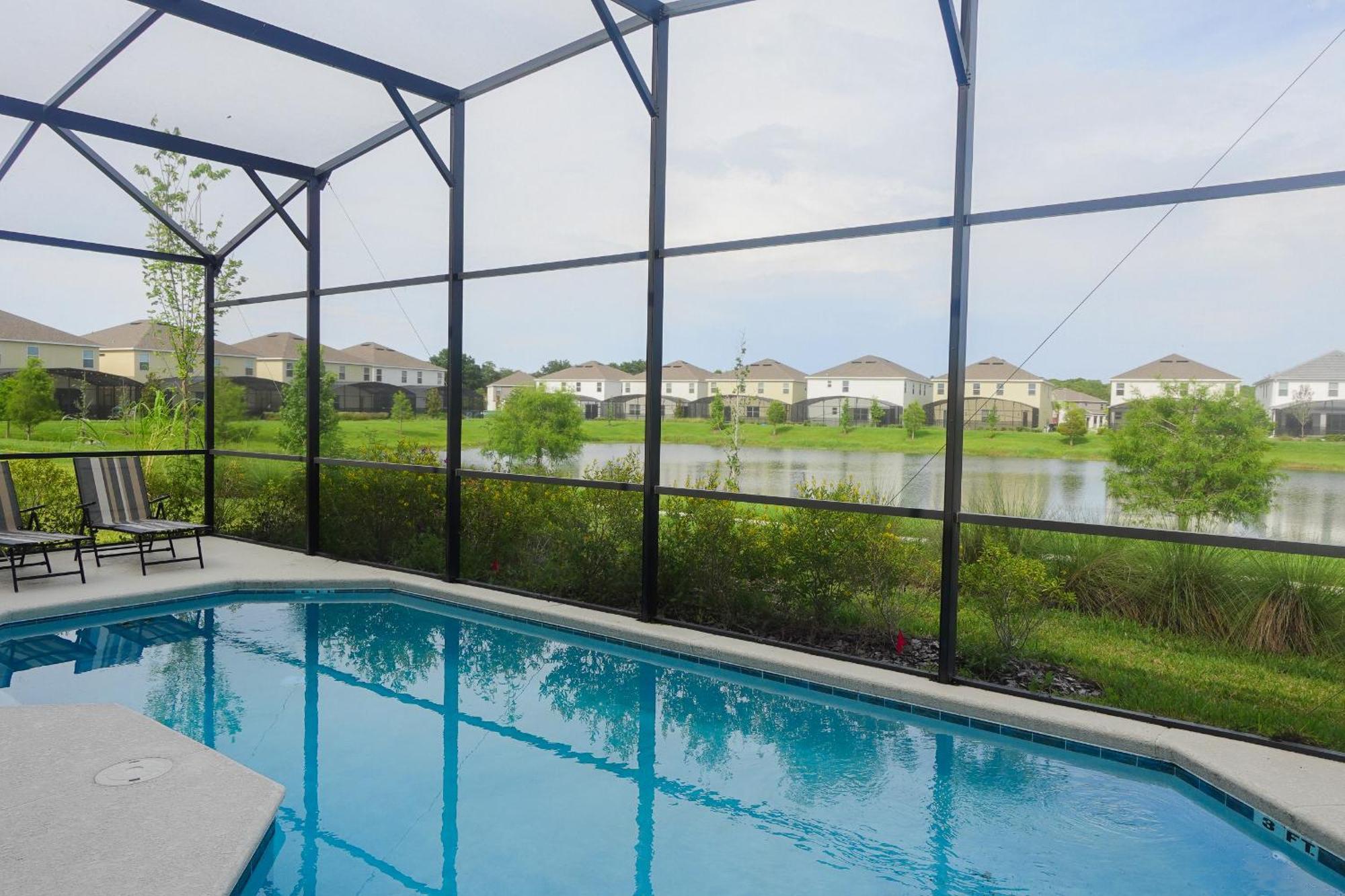 Waterfront Brand New Modern Luxury 8 Bedroom Pool House! Sleeps 16 Villa *
