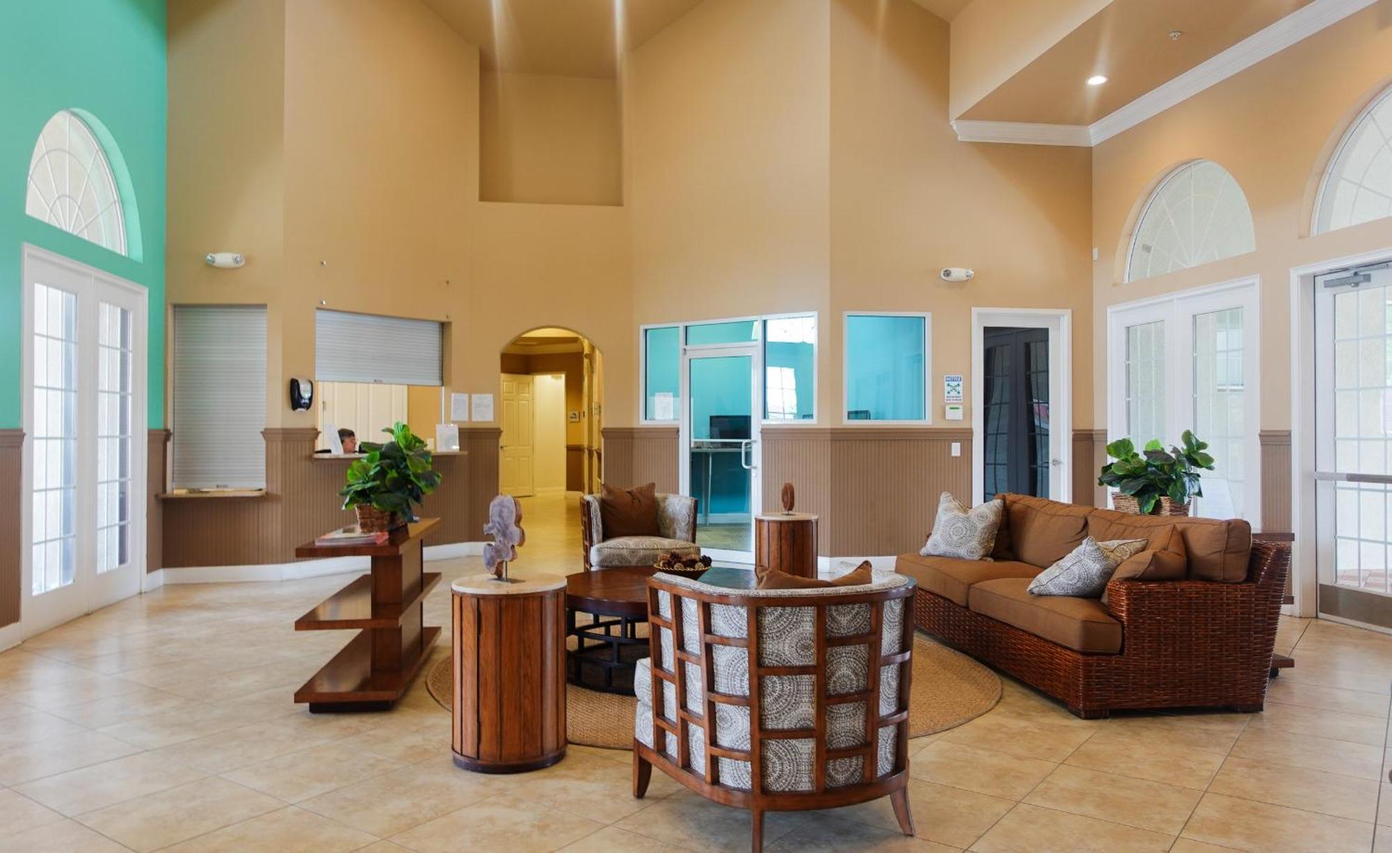 Waterfront Brand New Modern Luxury 8 Bedroom Pool House! Sleeps 16 Villa *